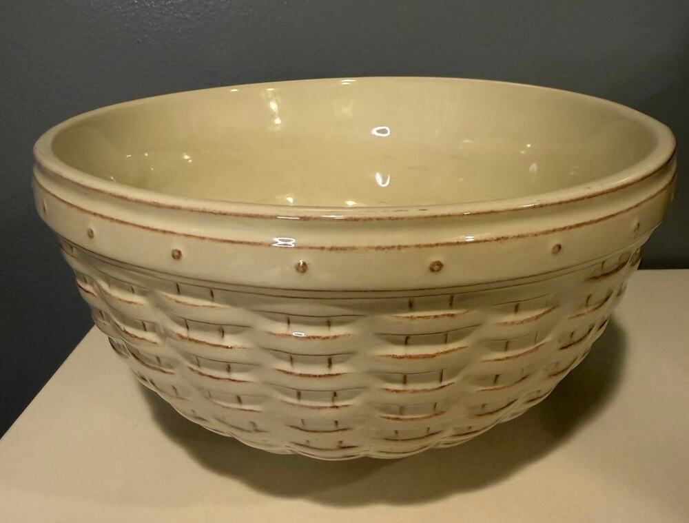 Longaberger Pottery Woven Tradition 9" Bowl